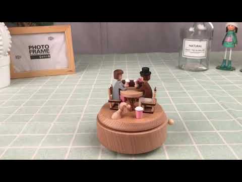 Custom Romantic Couple Café Music Box
