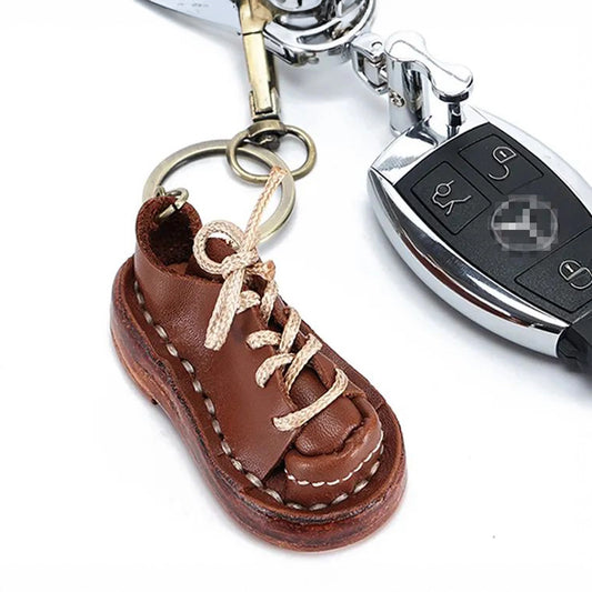 Personalised Leather Shoe Key Holder – Unique Gift